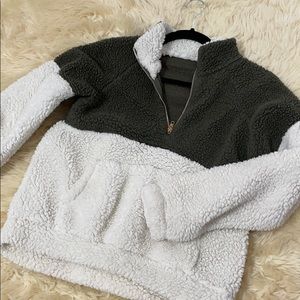 Sherpa 1/2 Zip Pullover